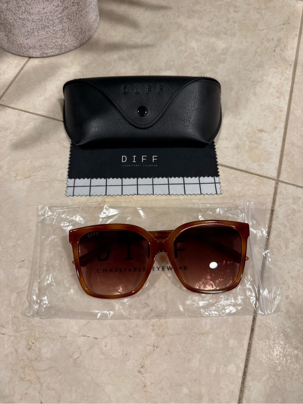 BRAND NEW DIFF Hazel 58mm Square Sunglasses